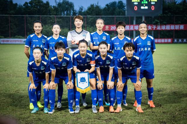 崔永熙新赛季确定穿8号球衣 官方身高为1米98