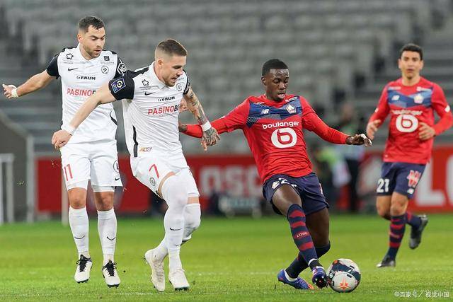 库里空砍60分吹杨35+6 老鹰加时险胜勇士4连胜